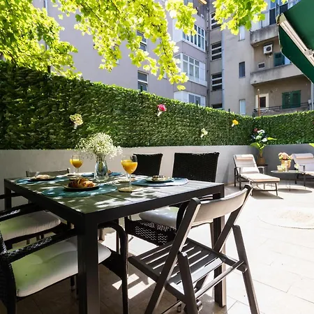 Oasis Luxury With Terrarce And Jacuzzi Apartment Split