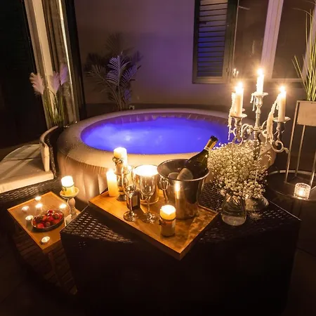 Oasis Luxury With Terrarce And Jacuzzi Apartment *