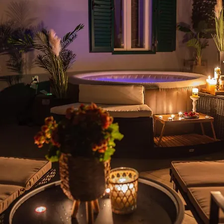 Oasis Luxury With Terrarce And Jacuzzi 아파트