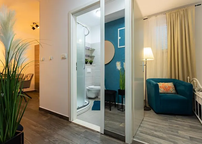 Oasis Luxury With Terrarce And Jacuzzi 아파트 스플리트