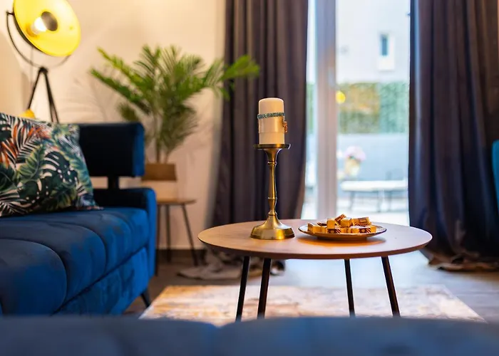 Oasis Luxury With Terrarce And Jacuzzi 아파트 *