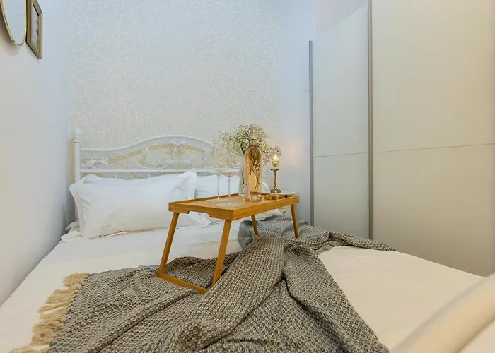 Oasis Luxury With Terrarce And Jacuzzi * 스플리트