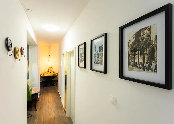 Oasis Luxury With Terrarce And Jacuzzi 아파트 스플리트