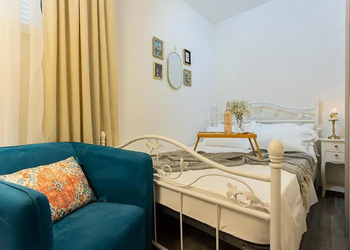 Oasis Luxury With Terrarce And Jacuzzi 아파트 스플리트