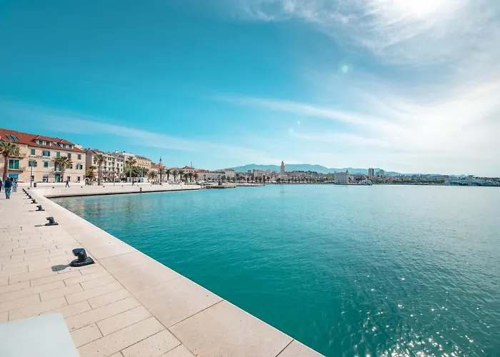 Oasis Luxury With Terrarce And Jacuzzi 아파트 *