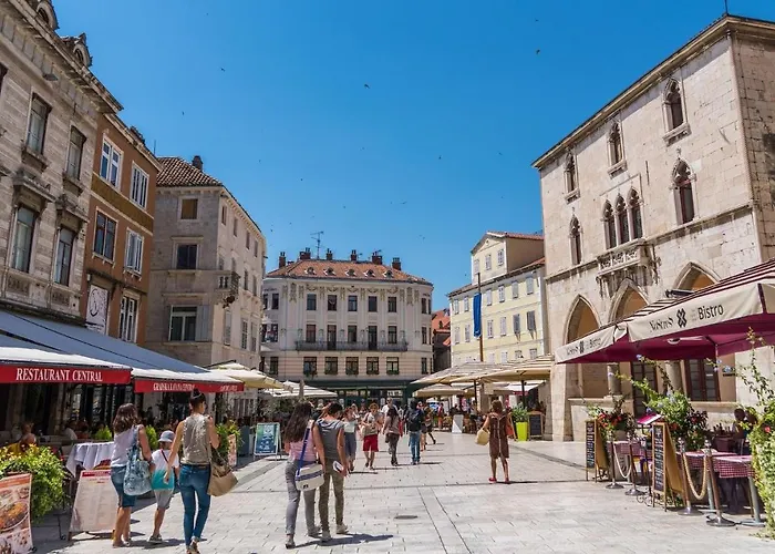 Oasis Luxury With Terrarce And Jacuzzi 아파트 *