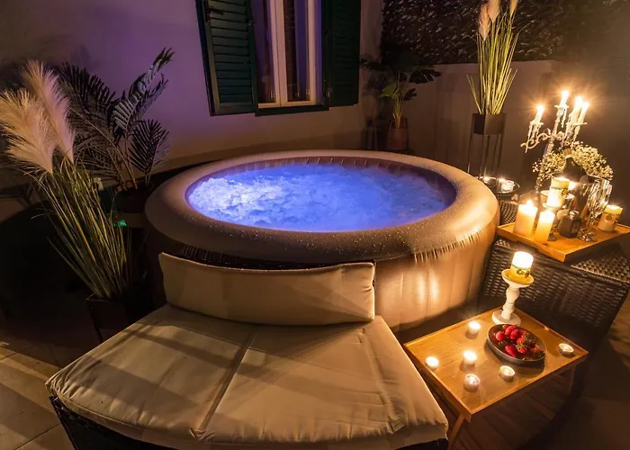 아파트 Oasis Luxury With Terrarce And Jacuzzi 스플리트